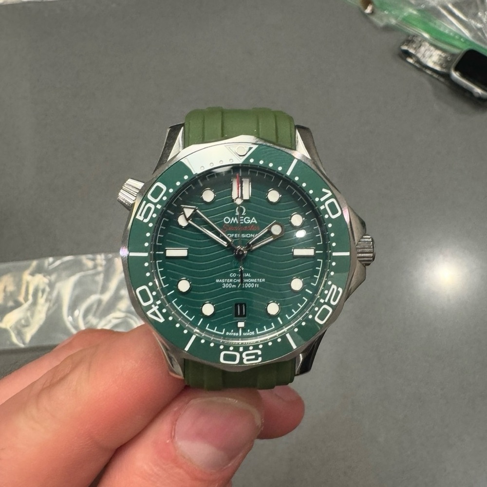 Seamaster Green Dial Watch (this is a copy)